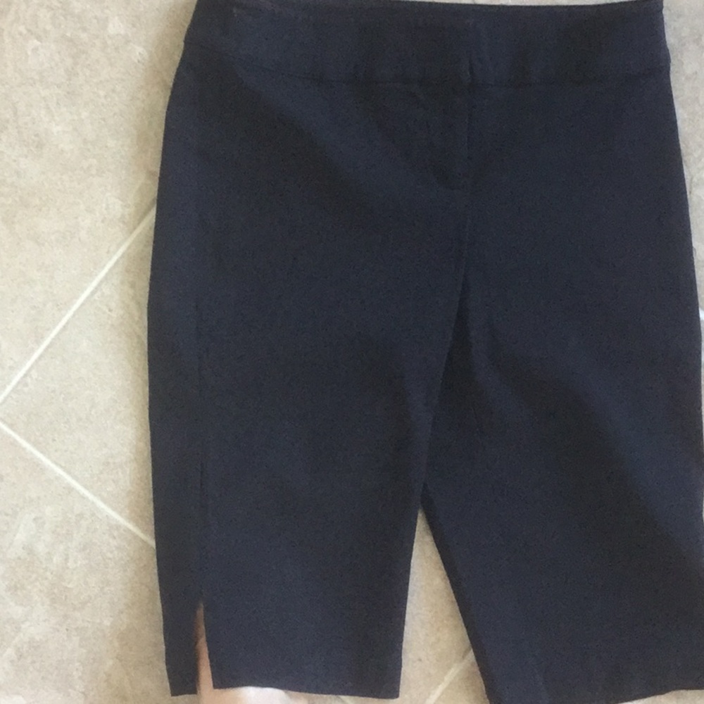 Shorts - Picture 5 of 6